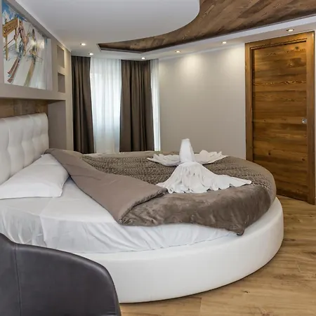 K2 Hotel