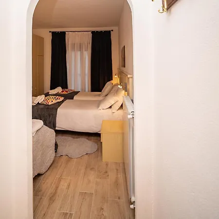 Hotel K2 3*