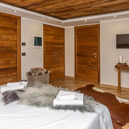 K2 Hotel